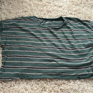 American Eagle cropped tshirt